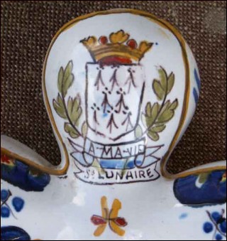 french saint lunaire