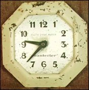 Enameled Tole Advertising Clock Chanteclerc 1950