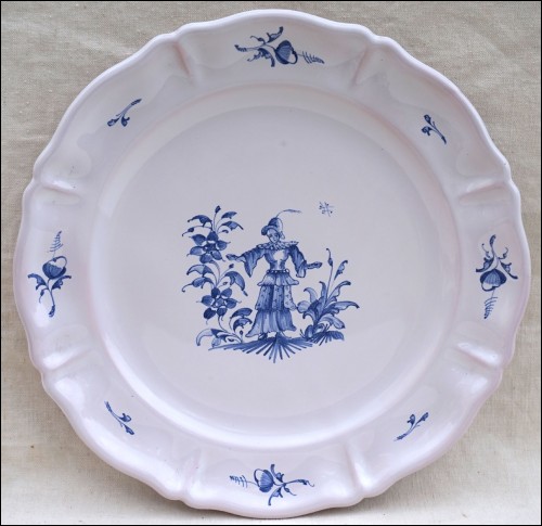 Moustiers Blue & White Faience Lady Flowers Stefani Mint