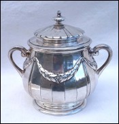 Louis XVI style Lidded Sugar Pot Silverplate Ribbon Gallia Paris 1910