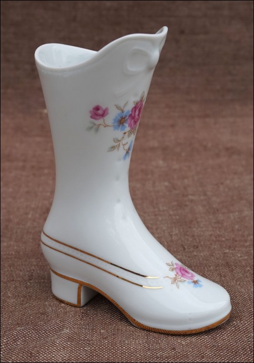 Transferware Gilt Limoges Porcelain Miniature Shoe Roses 1960