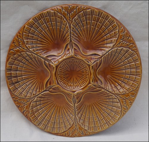 French Oyster Plate Faience Brown Sarreguemines 1960