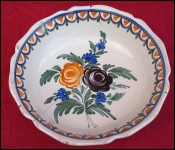 NEVERS French Hand Painted Faience Ribbed Scalloped Salad Bowl 19th C