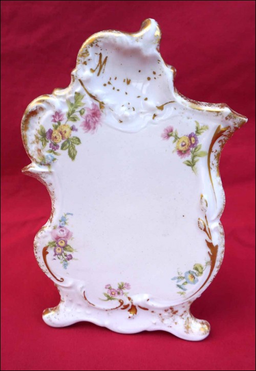 LIMOGES Gilt Transferware Porcelain Scalloped Menu Stand 1900 France