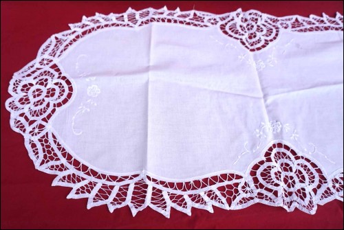 Oval Table Runner Centerpiece Embroidered Lace Flower 32 1/2