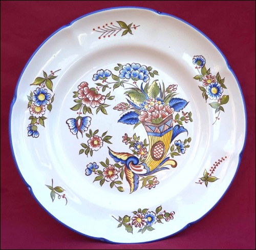 St CLEMENT Vintage St Clement Cornucopia Scalloped Plate