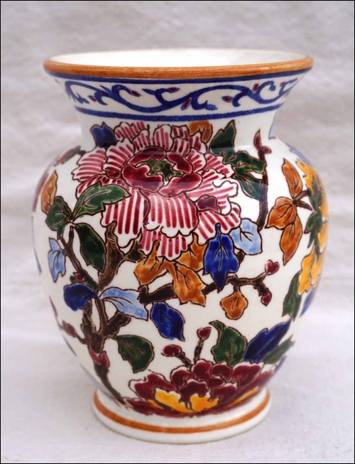 GIEN Pivoine Peony Pattern  French Hand Painted Faience Small Vase 