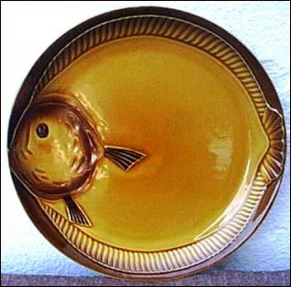 Fish Plate Moulin