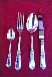 Louis XV Style Silverplate Flatware Set for 12 Stainless Steel Blades Perfect Orbrille