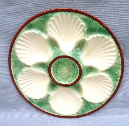 LONGCHAMP Faience Oyster Plate Green Basketweave 1970